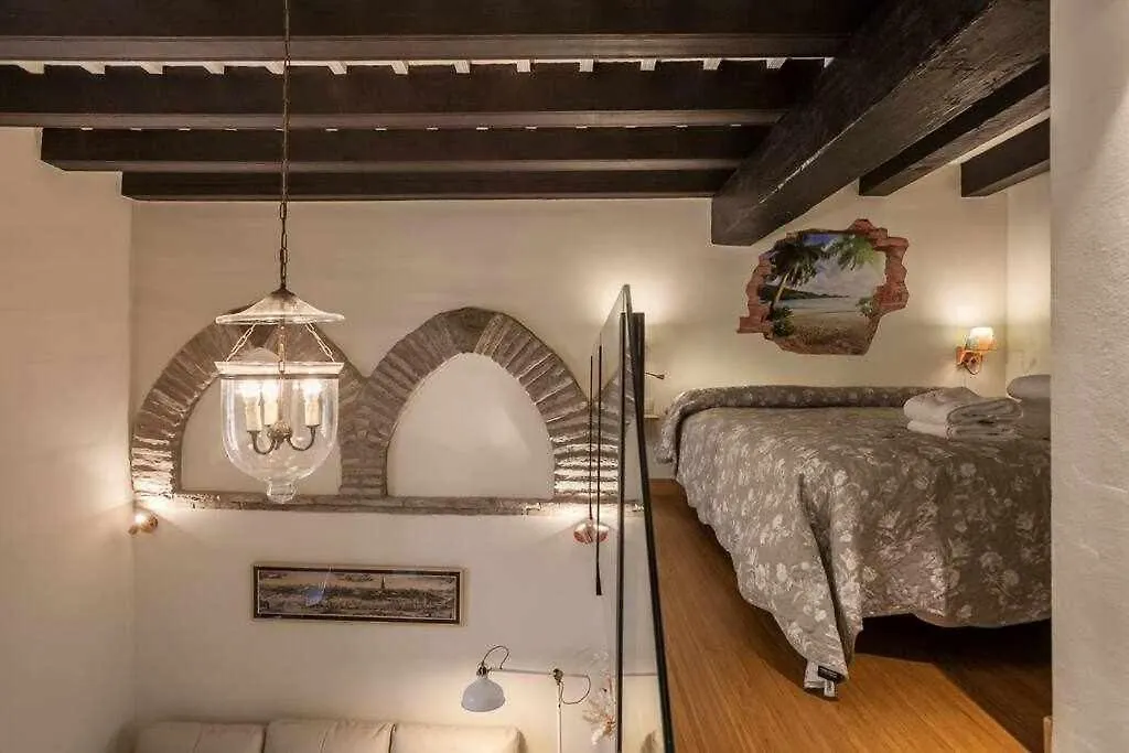 Monkeys Apartments El Arenal Santas Patronas Seville Spain