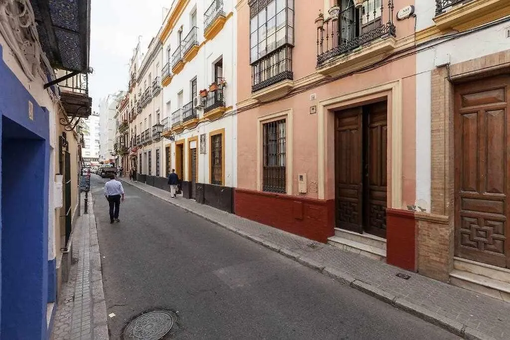 Monkeys Apartments El Arenal Santas Patronas Sewilla 0*,  Hiszpania